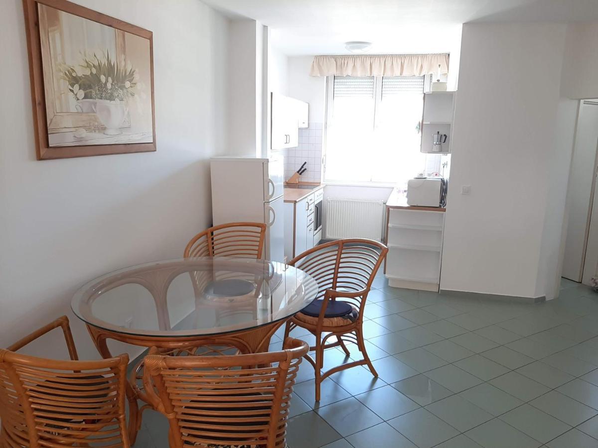 Max Thermal Apartman Hévíz Buitenkant foto